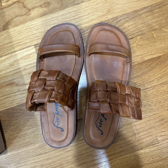 Free People Winding River Sandal - Sienna - Size 38 - Picture 1 of 4